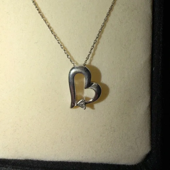 Kay Jewelers Silver Heart Pendant Necklace with Accent Stone - Picture 2 of 8